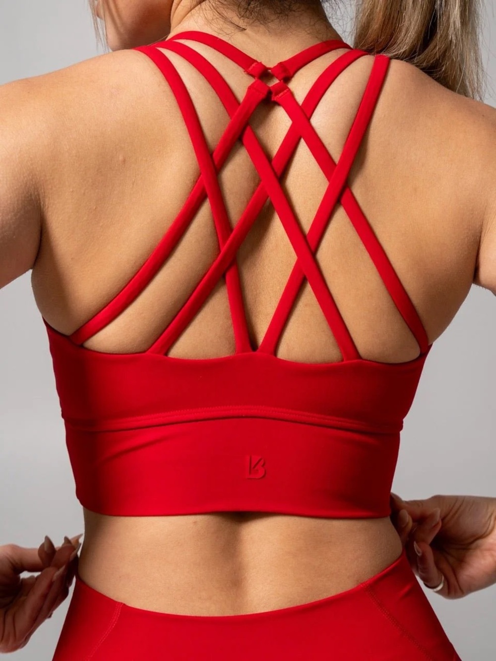 Revolution Sports Bra - lipstick red. Buffbunny